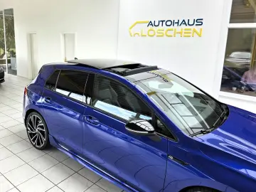 Golf VIII Limo R 4Motion Panorama Harman Kardon