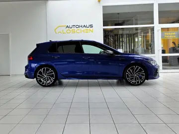Golf VIII Limo R 4Motion Panorama Harman Kardon