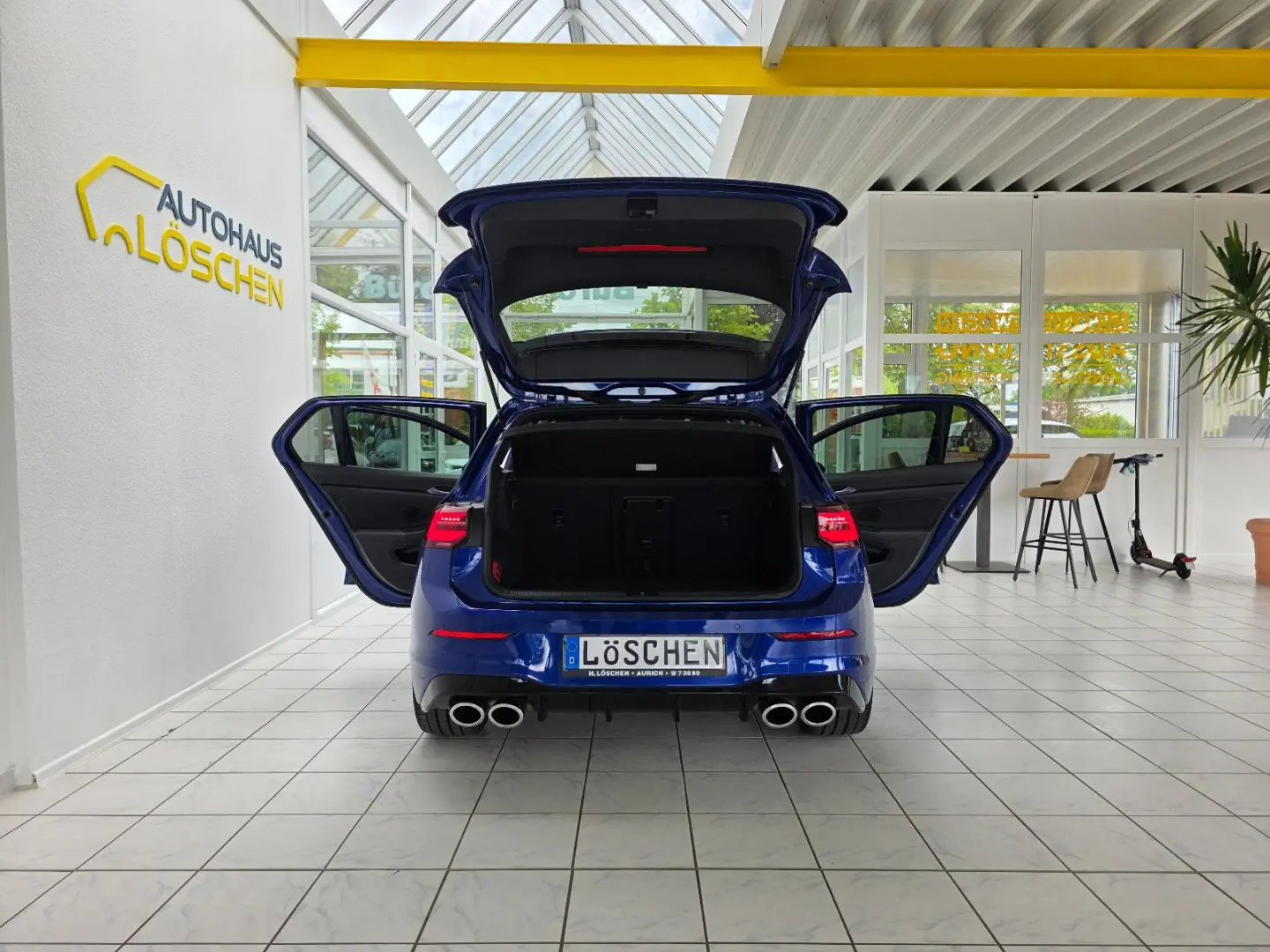 Golf VIII Limo R 4Motion Panorama Harman Kardon