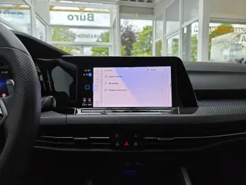 Golf VIII Limo R 4Motion Panorama Harman Kardon