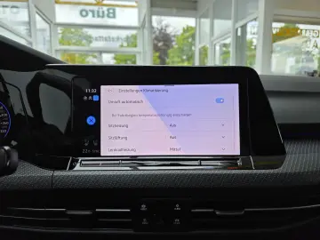 Golf VIII Limo R 4Motion Panorama Harman Kardon