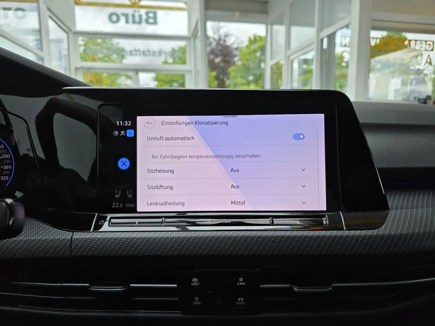 Golf VIII Limo R 4Motion Panorama Harman Kardon