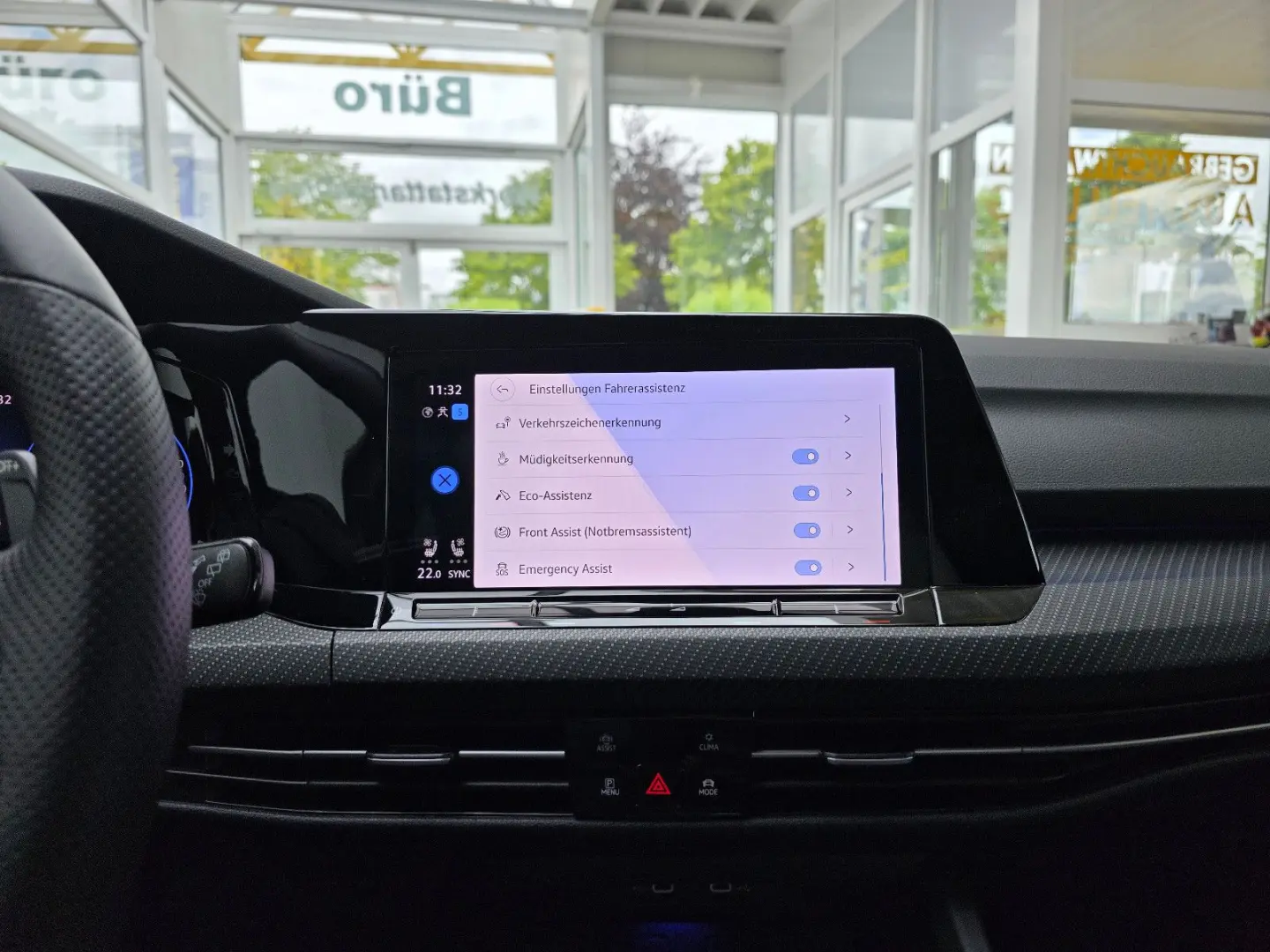 Golf VIII Limo R 4Motion Panorama Harman Kardon