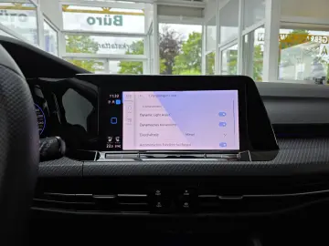 Golf VIII Limo R 4Motion Panorama Harman Kardon