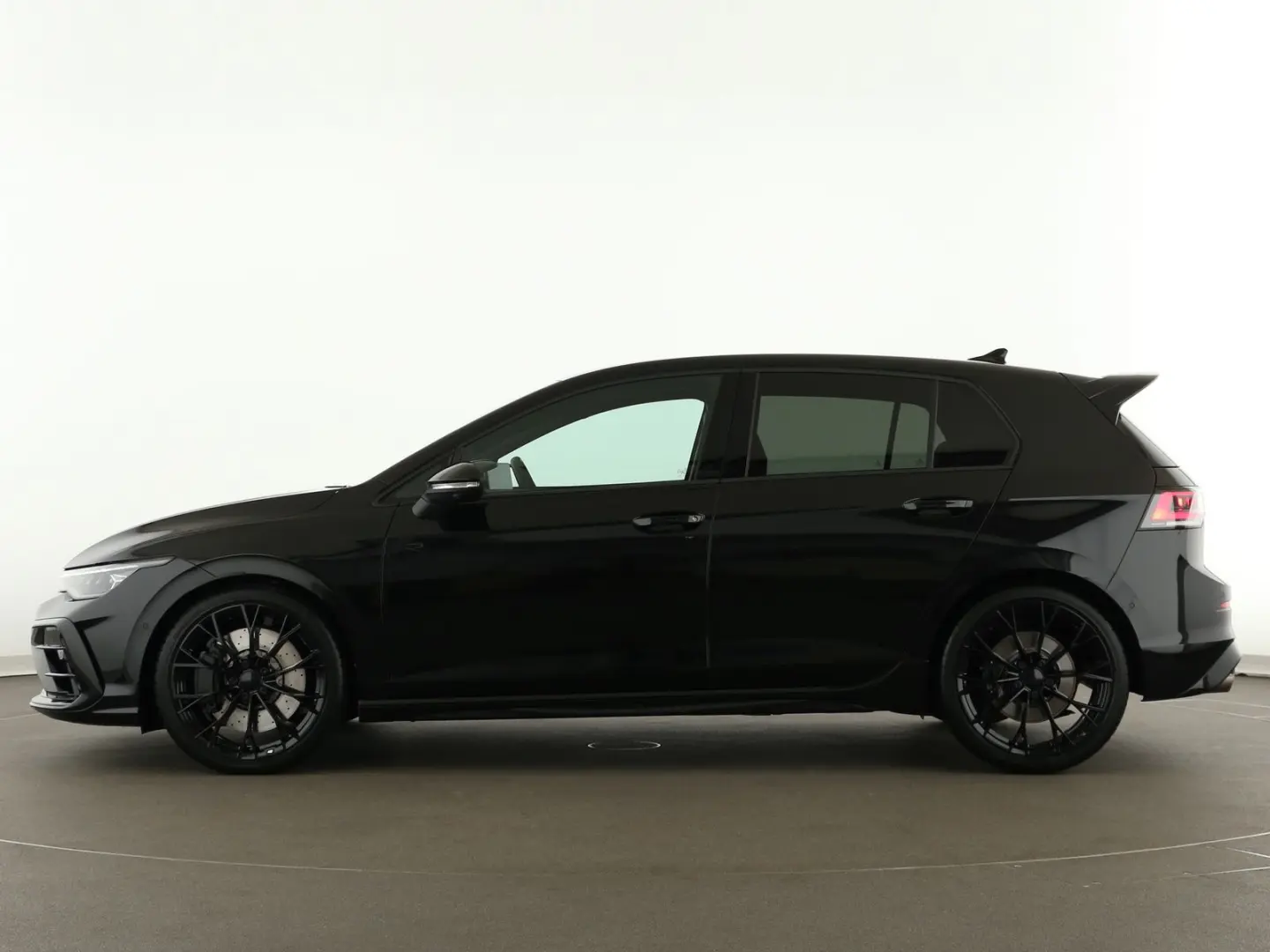 Golf R 2.0TSI 333PS Black Ed. Akrapovic IQ.Light