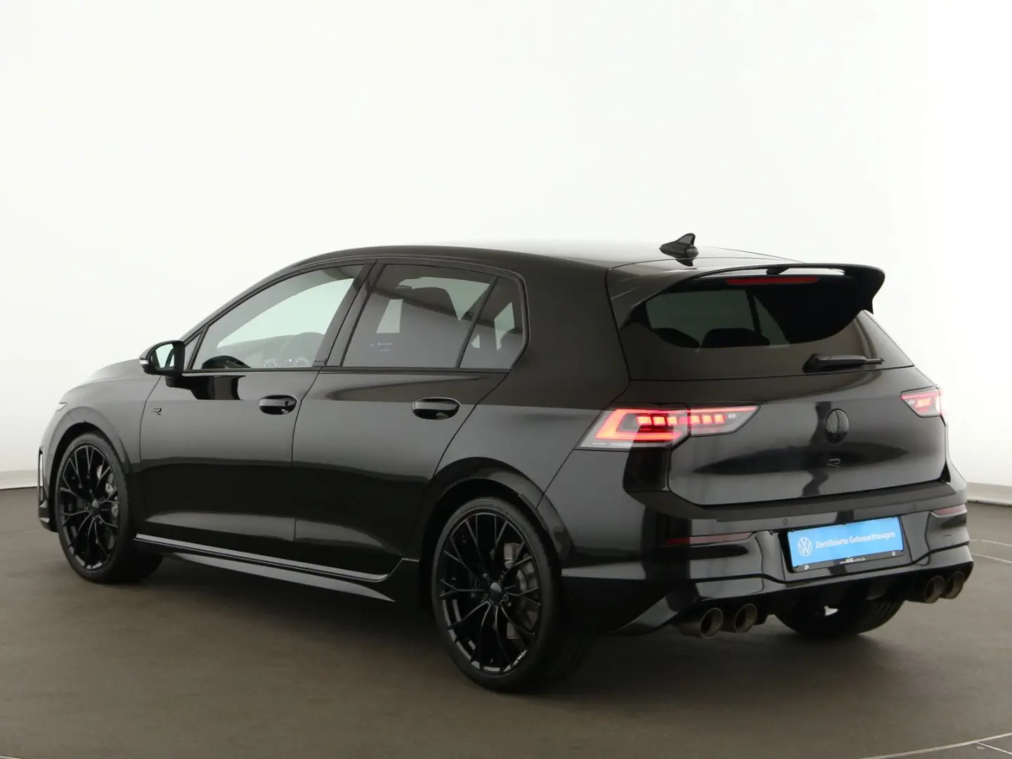 Golf R 2.0TSI 333PS Black Ed. Akrapovic IQ.Light