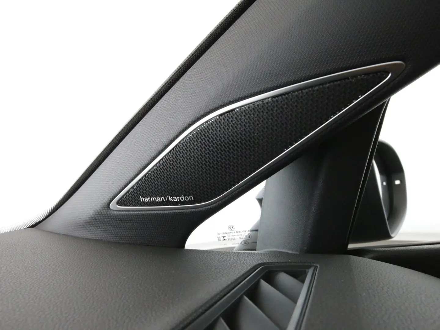Golf R 2.0TSI 333PS Black Ed. Akrapovic IQ.Light