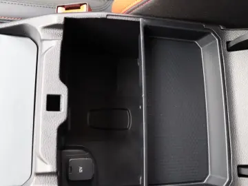 Ranger Raptor DK e-4WD 3.0 +1.HAND+AHK*NAVI+LED+
