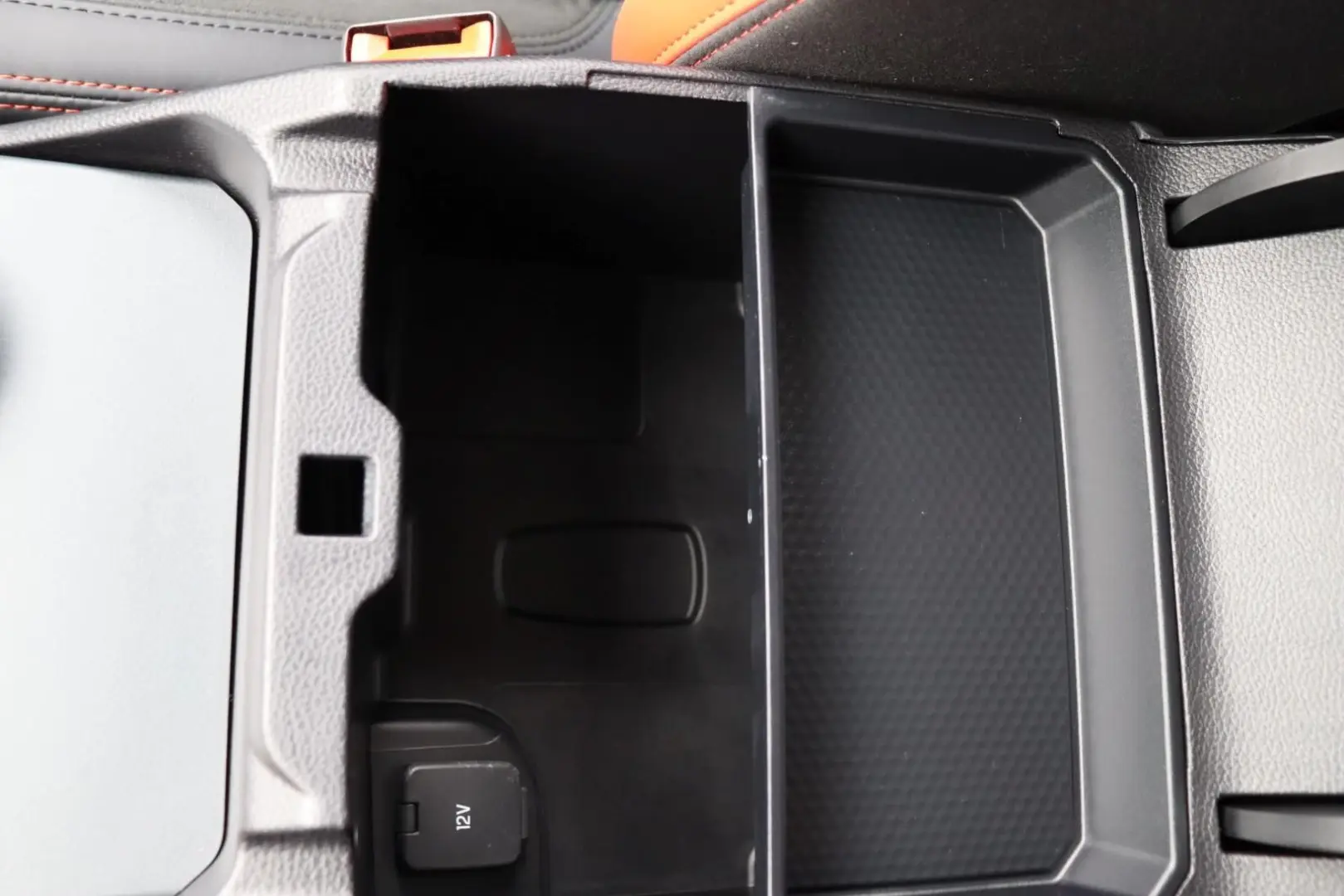 Ranger Raptor DK e-4WD 3.0 +1.HAND+AHK*NAVI+LED+