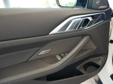 M4 Competition Facelift Sitzbelüft. H/K DAB LED 