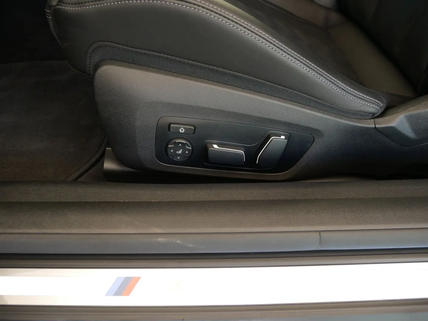 M4 Competition Facelift Sitzbelüft. H/K DAB LED 