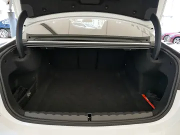 M4 Competition Facelift Sitzbelüft. H/K DAB LED 