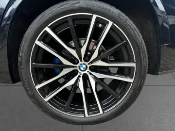 X5 xDr 30d M Sport HUD HIFI RFK Stdhz Laser Pano