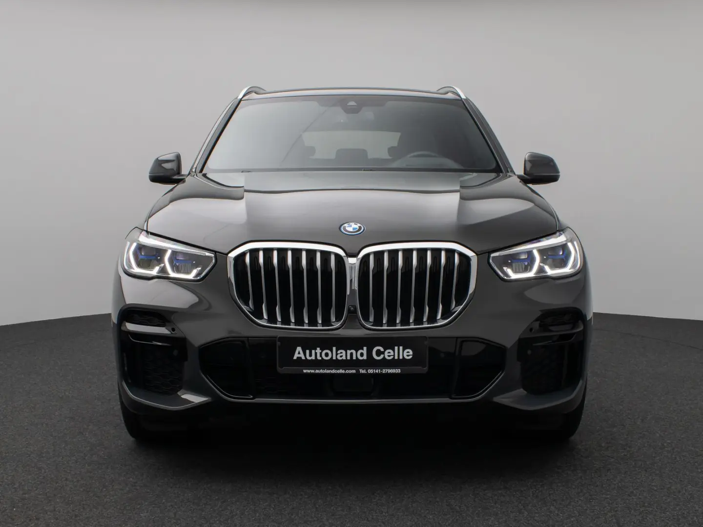 X5 xD45e M Sport Panorama 360°Laser HUD B&W 22