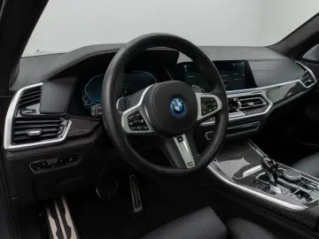 X5 xD45e M Sport Panorama 360°Laser HUD B&W 22
