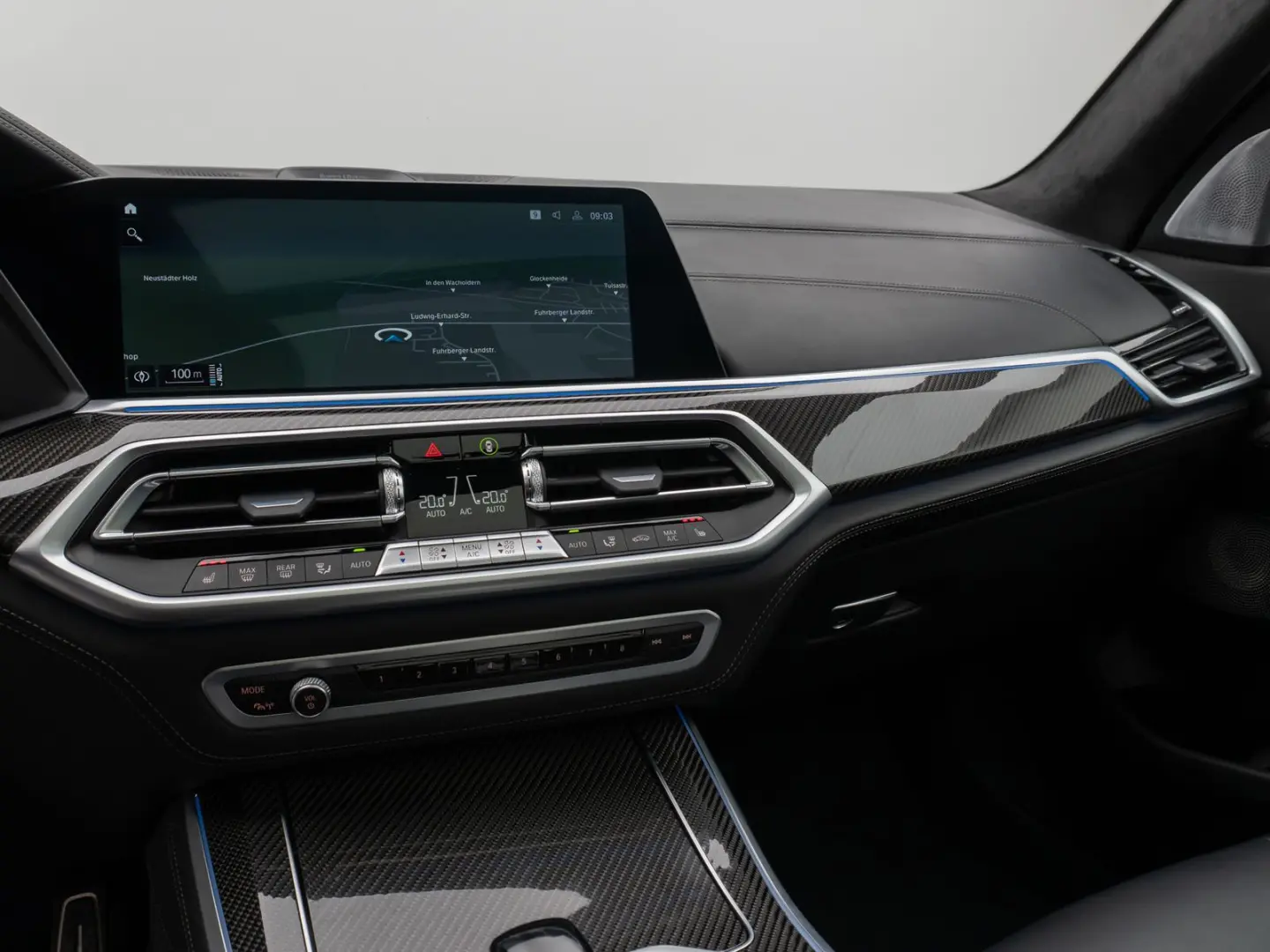 X5 xD45e M Sport Panorama 360°Laser HUD B&W 22