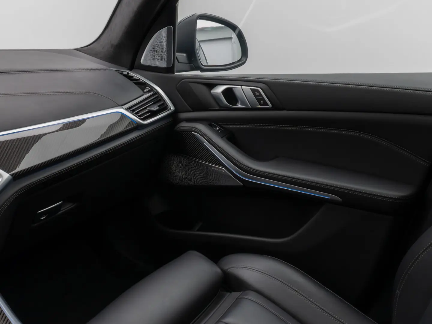 X5 xD45e M Sport Panorama 360°Laser HUD B&W 22