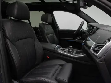 X5 xD45e M Sport Panorama 360°Laser HUD B&W 22