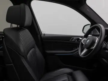 X5 xD45e M Sport Panorama 360°Laser HUD B&W 22