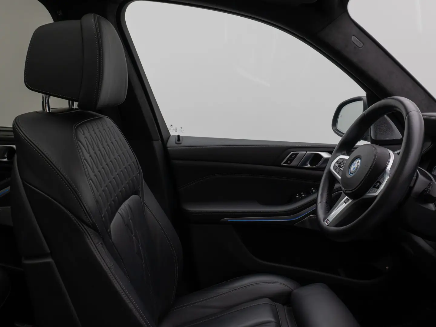 X5 xD45e M Sport Panorama 360°Laser HUD B&W 22