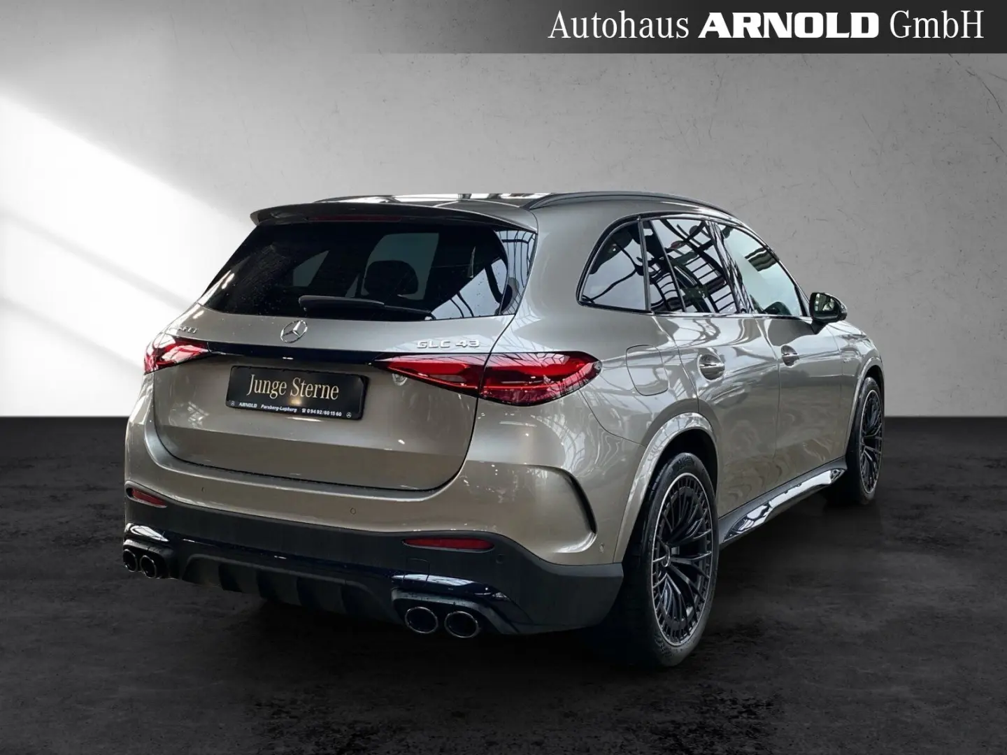 Mercedes-AMG GLC 43 4M Night 360° Distr Pano HUD