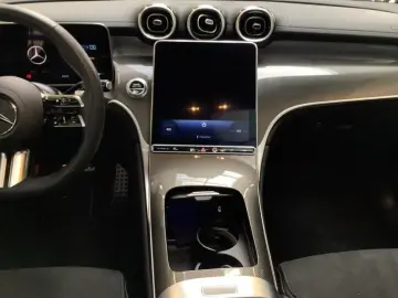 GLC 450 d 4M AMG/NIGHT/19''/DIGITAL/DISTRONIC/AH