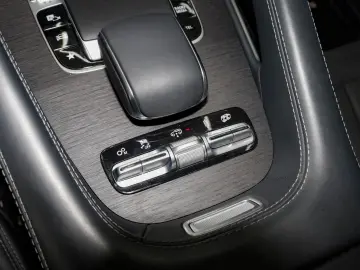 GLE 63 S AMG 4Matic+*NIGHT*HUD*PANO*AHK*360°*