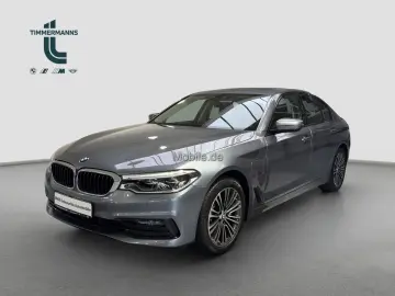 530e xDrive adapLED HUD Harman Glasdach