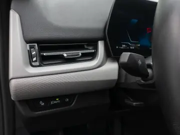 X1 sDrive 18i