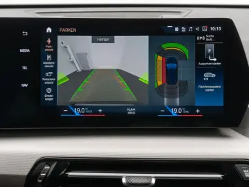 X1 sDrive 18i