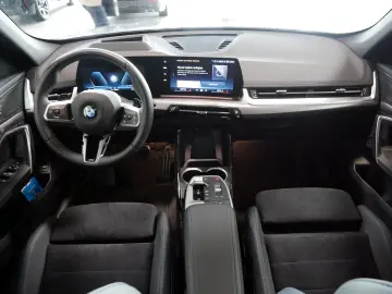X1 sDrive 20i M Sport