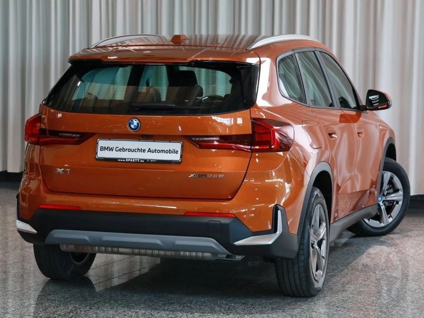 X1 xDrive25e