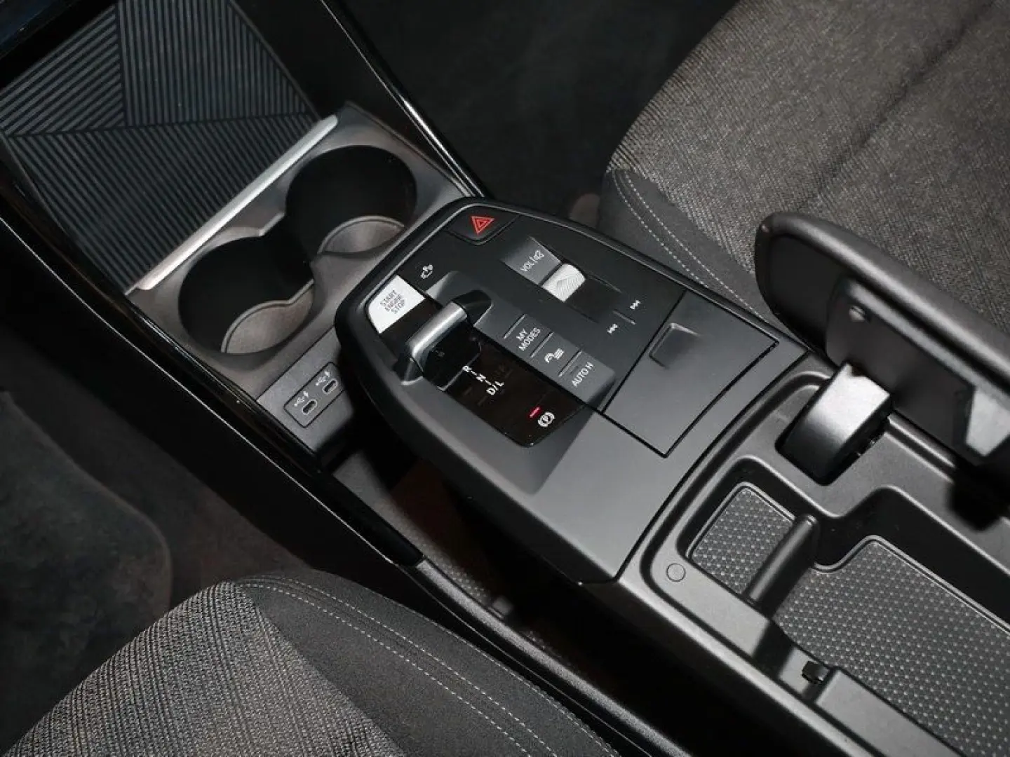 X1 xDrive25e