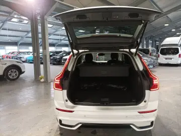 XC 60 B5 AWD Plus Dark LED