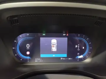 XC 60 B5 AWD Plus Dark LED