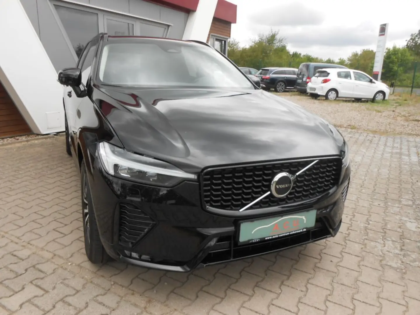 XC60 B4 D AWD Plus Dark