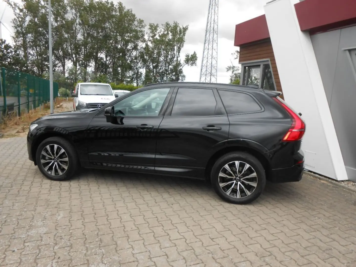 XC60 B4 D AWD Plus Dark