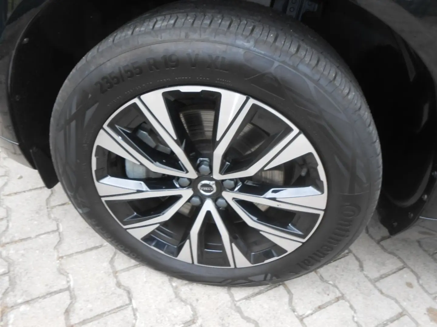 XC60 B4 D AWD Plus Dark