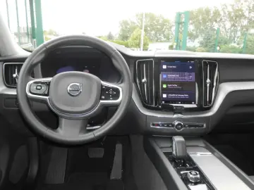 XC60 B4 D AWD Plus Dark