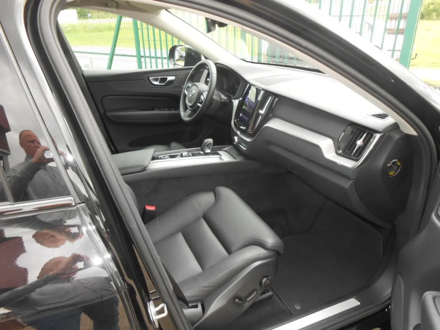 XC60 B4 D AWD Plus Dark