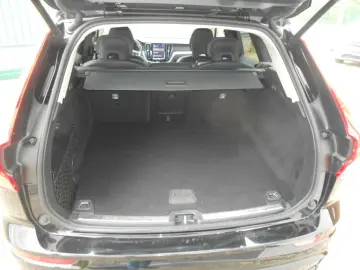 XC60 B4 D AWD Plus Dark