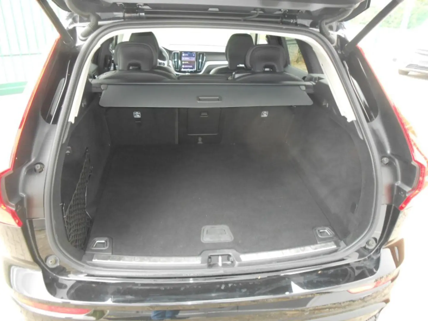 XC60 B4 D AWD Plus Dark
