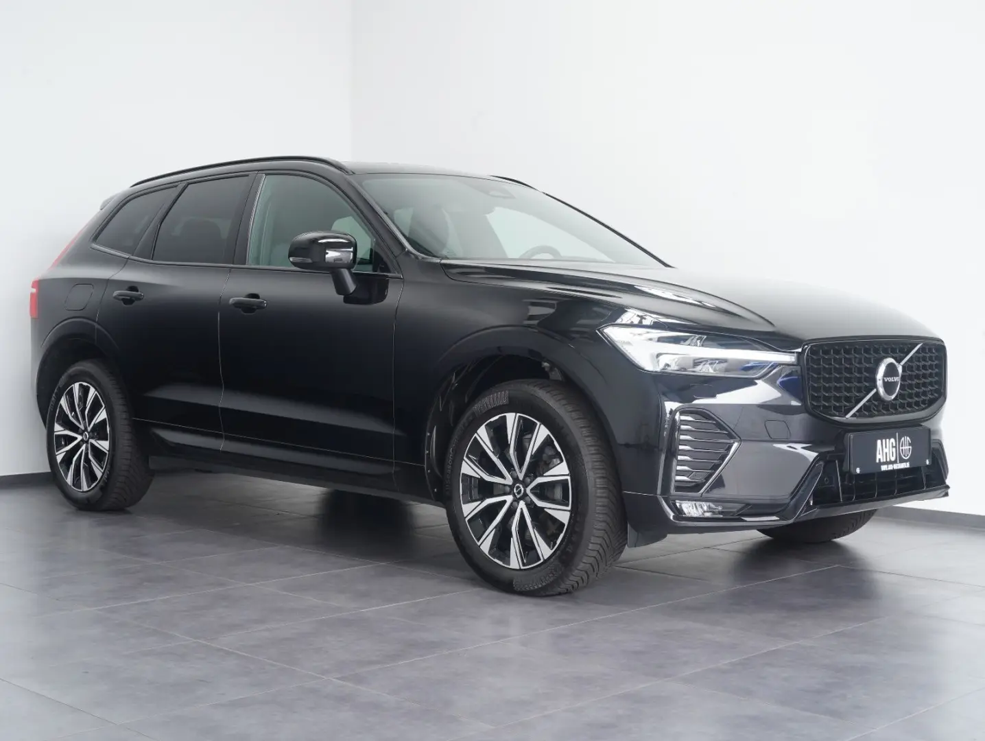 XC60 B4 D AWD Plus Dark