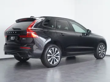 XC60 B4 D AWD Plus Dark