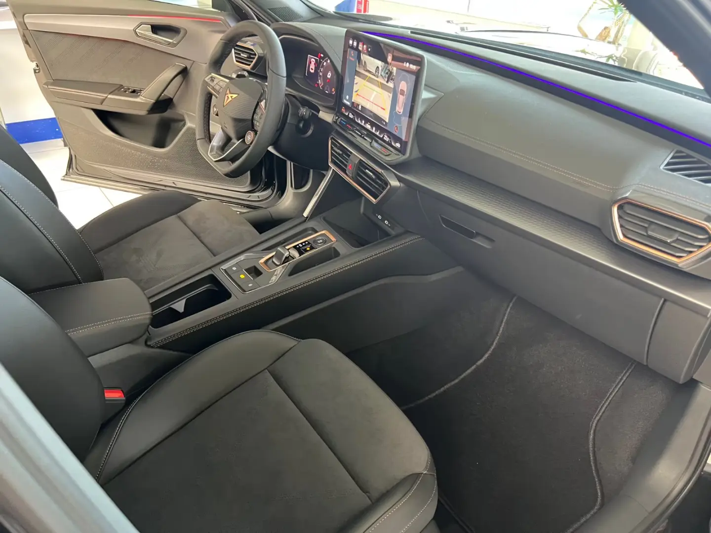 Cupra Formentor VZ 2.0 TSI 245 kW 4Drive++Pano++LED++