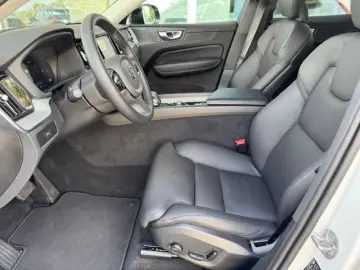 XC60 B4 D AWD Plus Dark