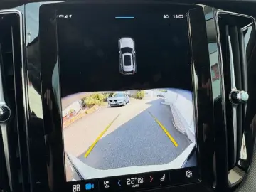 XC60 B4 D AWD Plus Dark