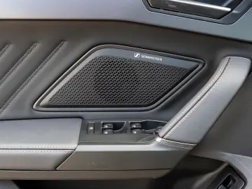 Cupra Formentor VZ facelift+Leder+PanoSD+19ZHailstorm+