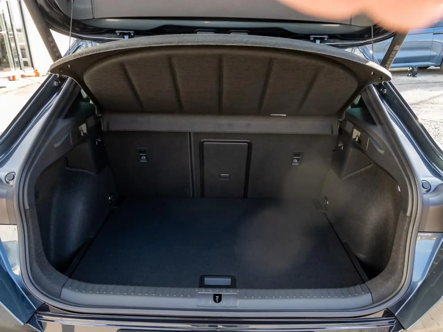 Cupra Formentor VZ facelift+Leder+PanoSD+19ZHailstorm+