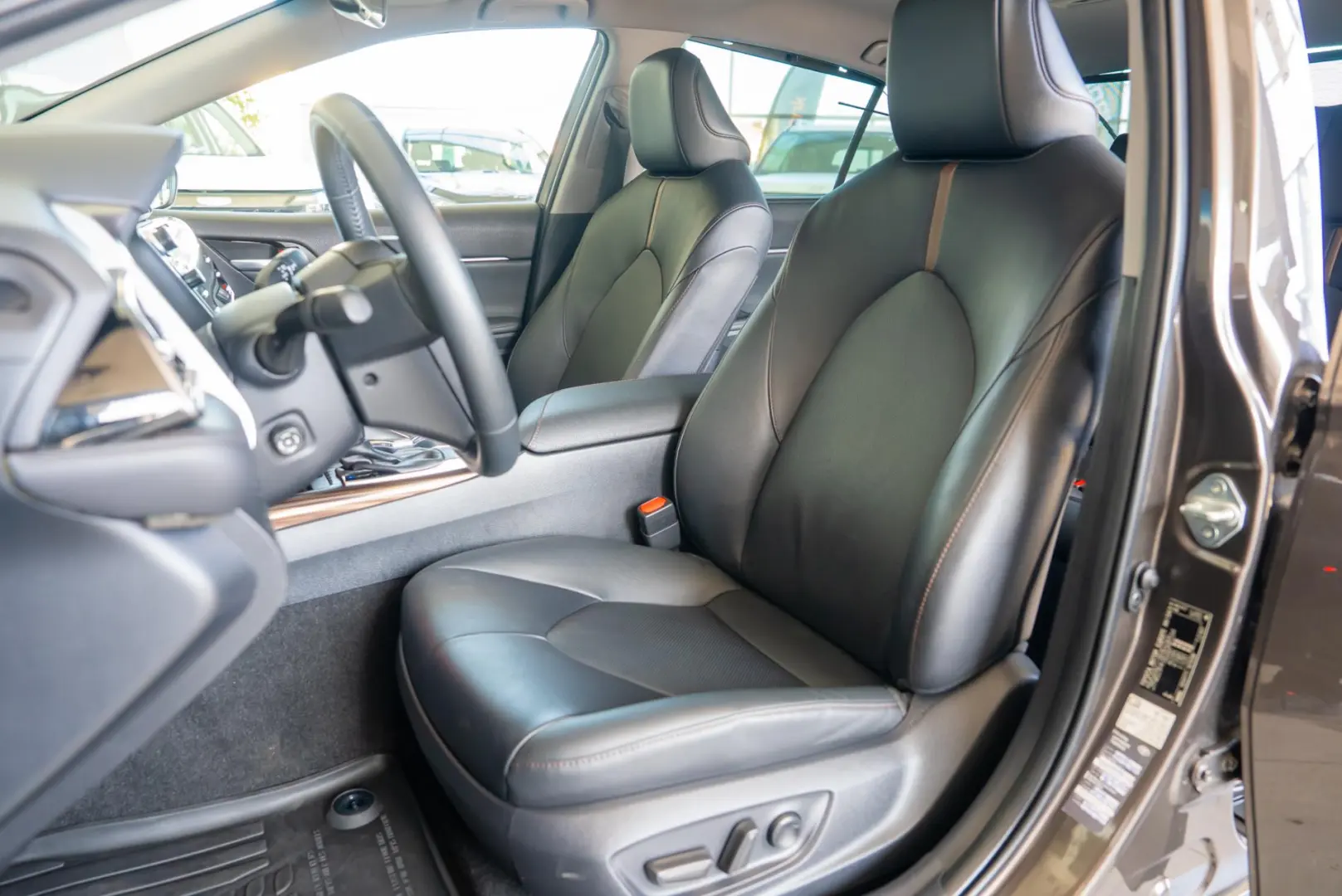 Toyota Camry 2.5 Hybrid e-CVT